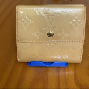 AUTH. Louis Vuitton Monogram Vernis Porte Mannaie Billets Cartes Credit Wallet